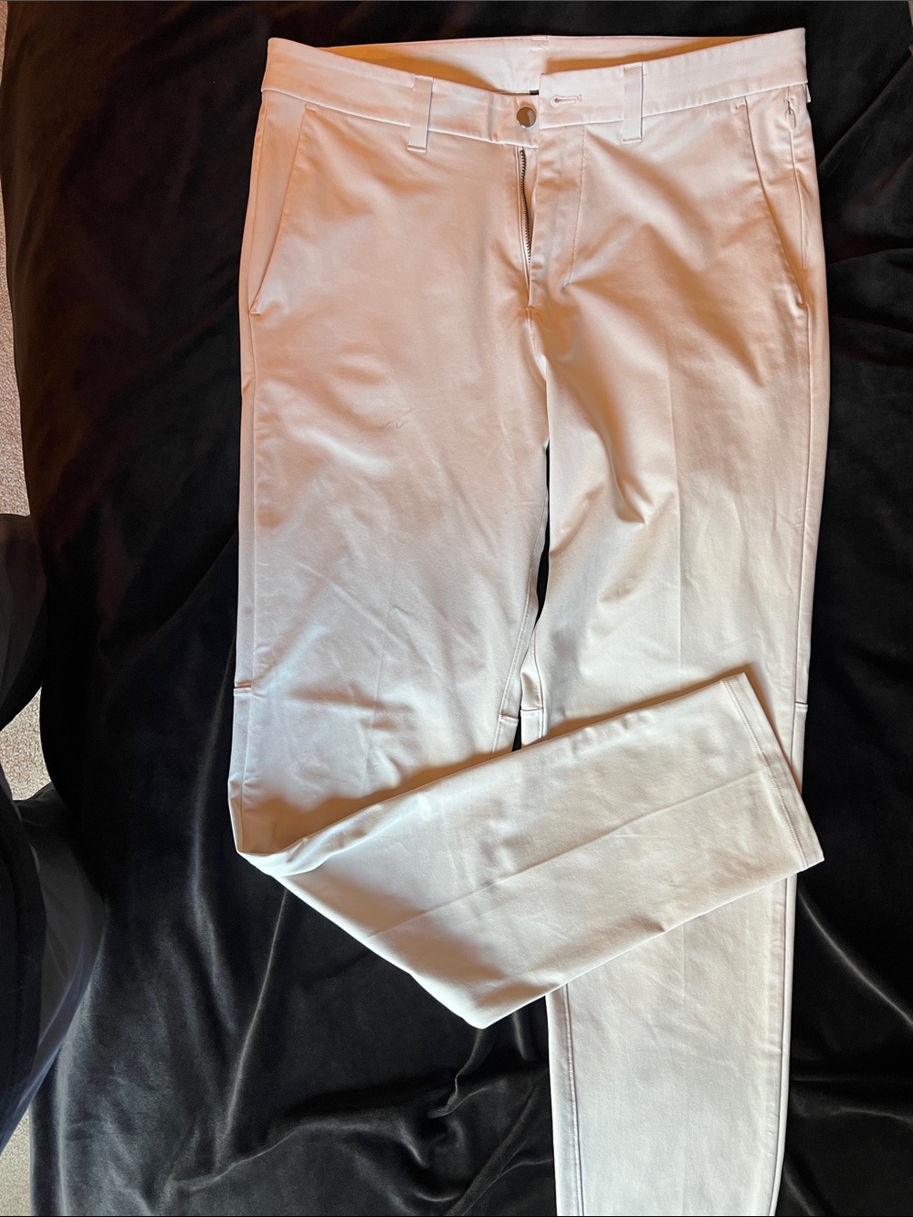 Men's White LuLuLemon Stretch Chino Pants Size 33 waist